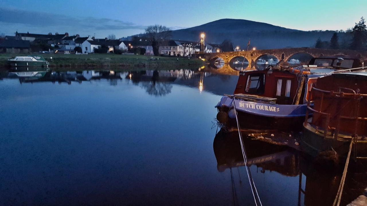 Mount Brandon Cottages Graiguenamanagh Exterior photo